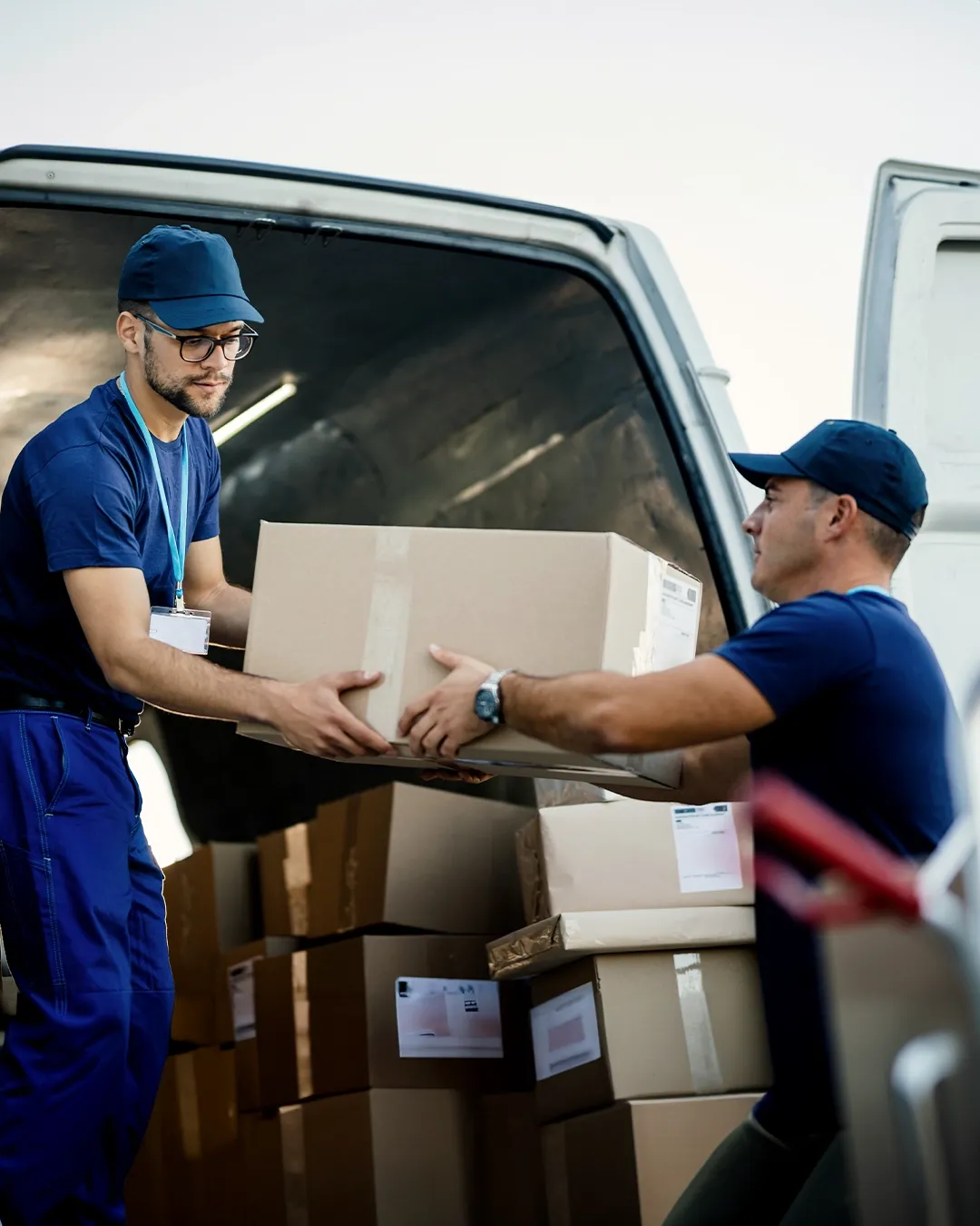 Smooth Sailing: Shipmates Navigates Your Shipping Hassles Away!
