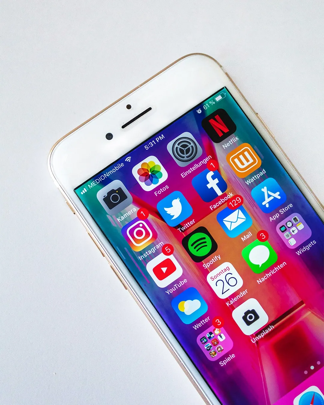 Apple and Google Announce Top Apps and Games of 2023